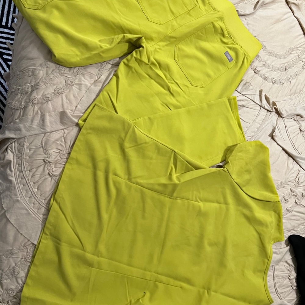 Figs - Picture 2 of 5